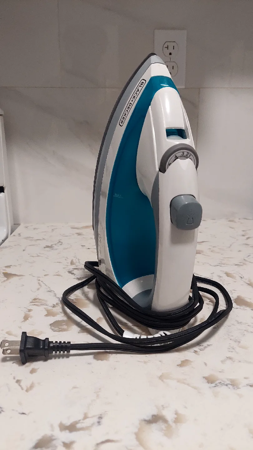 Black+Decker Steam Iron - White & Blue image indicator(2)