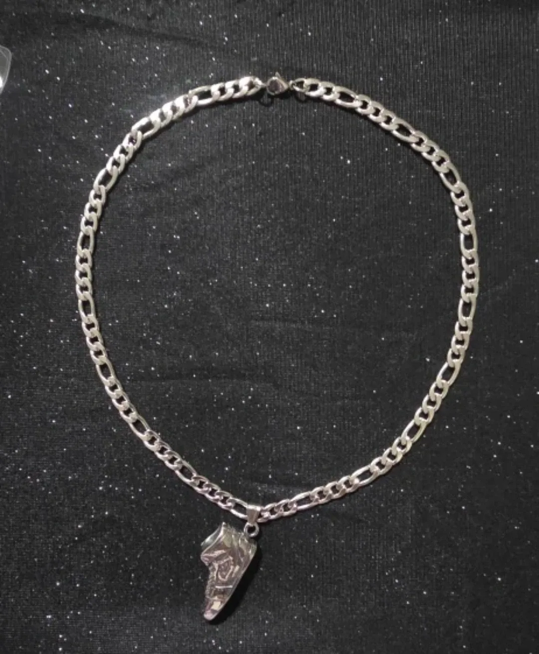 Air Jordan 1 Sneaker Silver Chain Necklace image indicator(6)