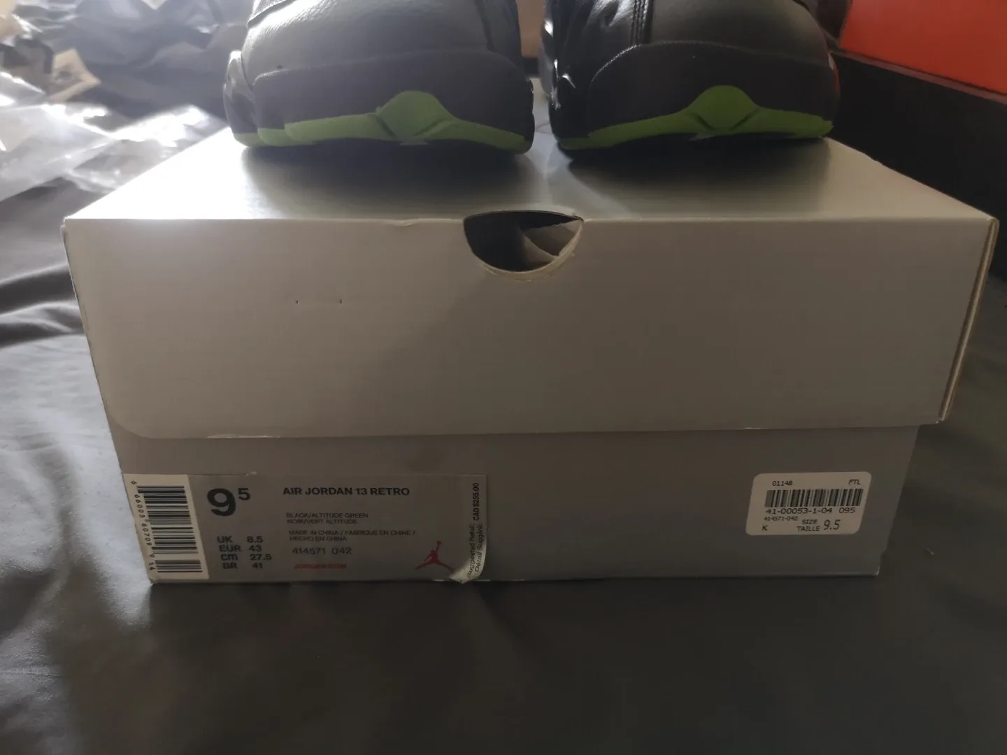 Air Jordan 13 Retro Black/Green Altitude Size 9.5 image indicator(3)