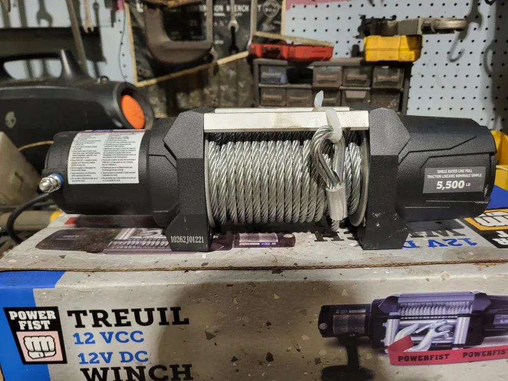 Winch  POWERFIST 5,500 lb 12V DC Electric Winch It is brand new image indicator(5)