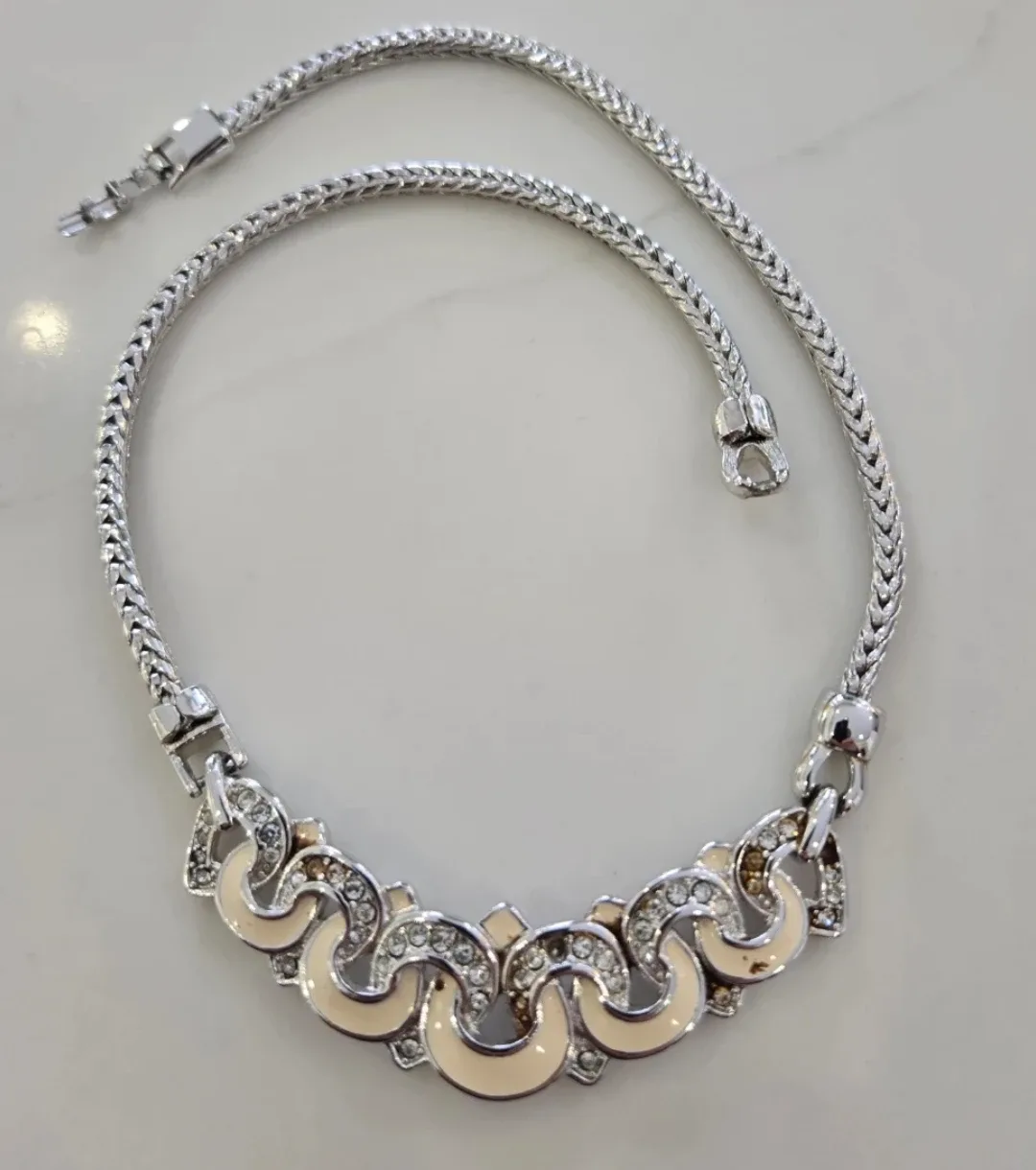 Vintage Silver-Tone Necklace image indicator(2)