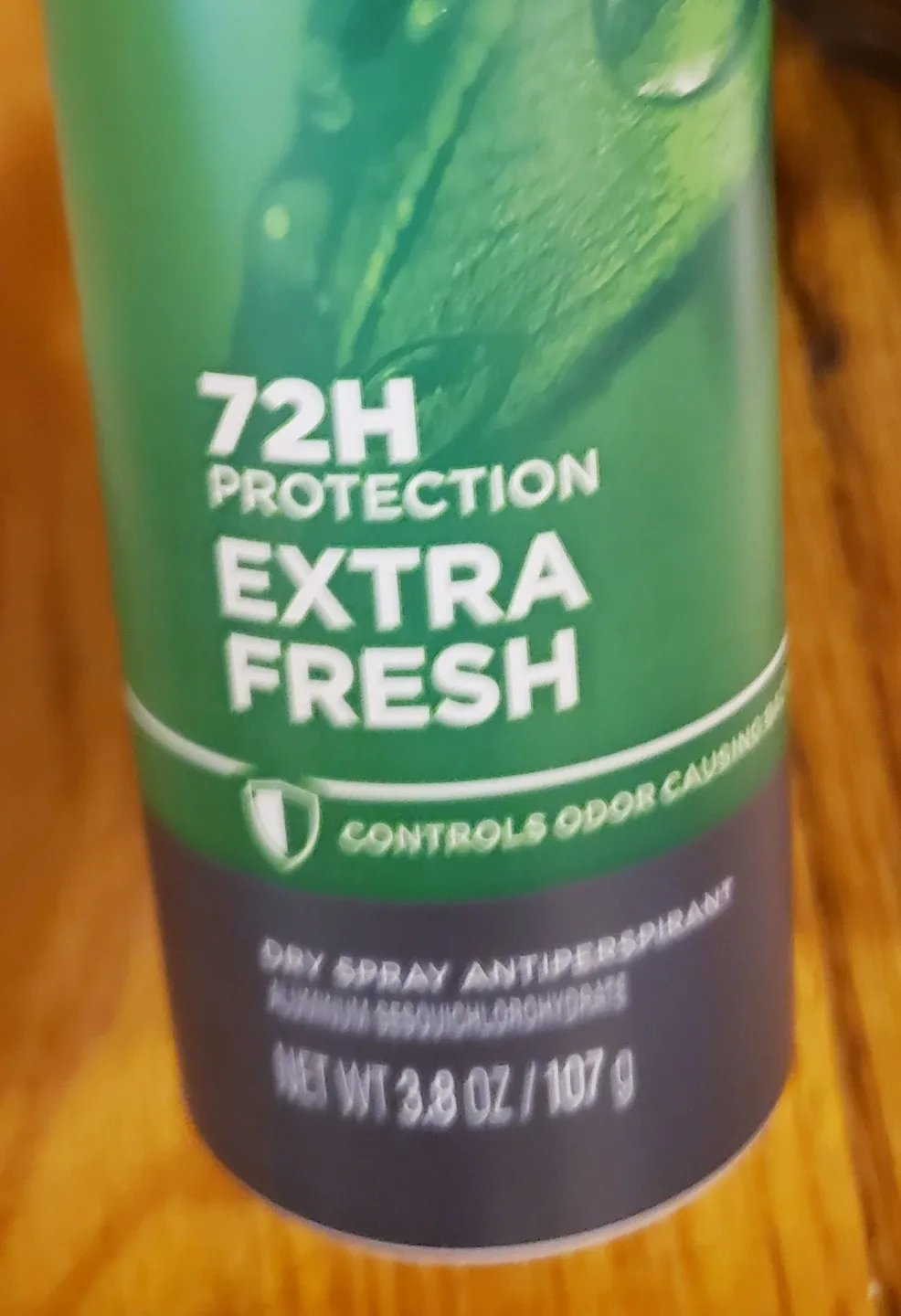 Dove Men+Care Extra Fresh Dry Spray image indicator(2)