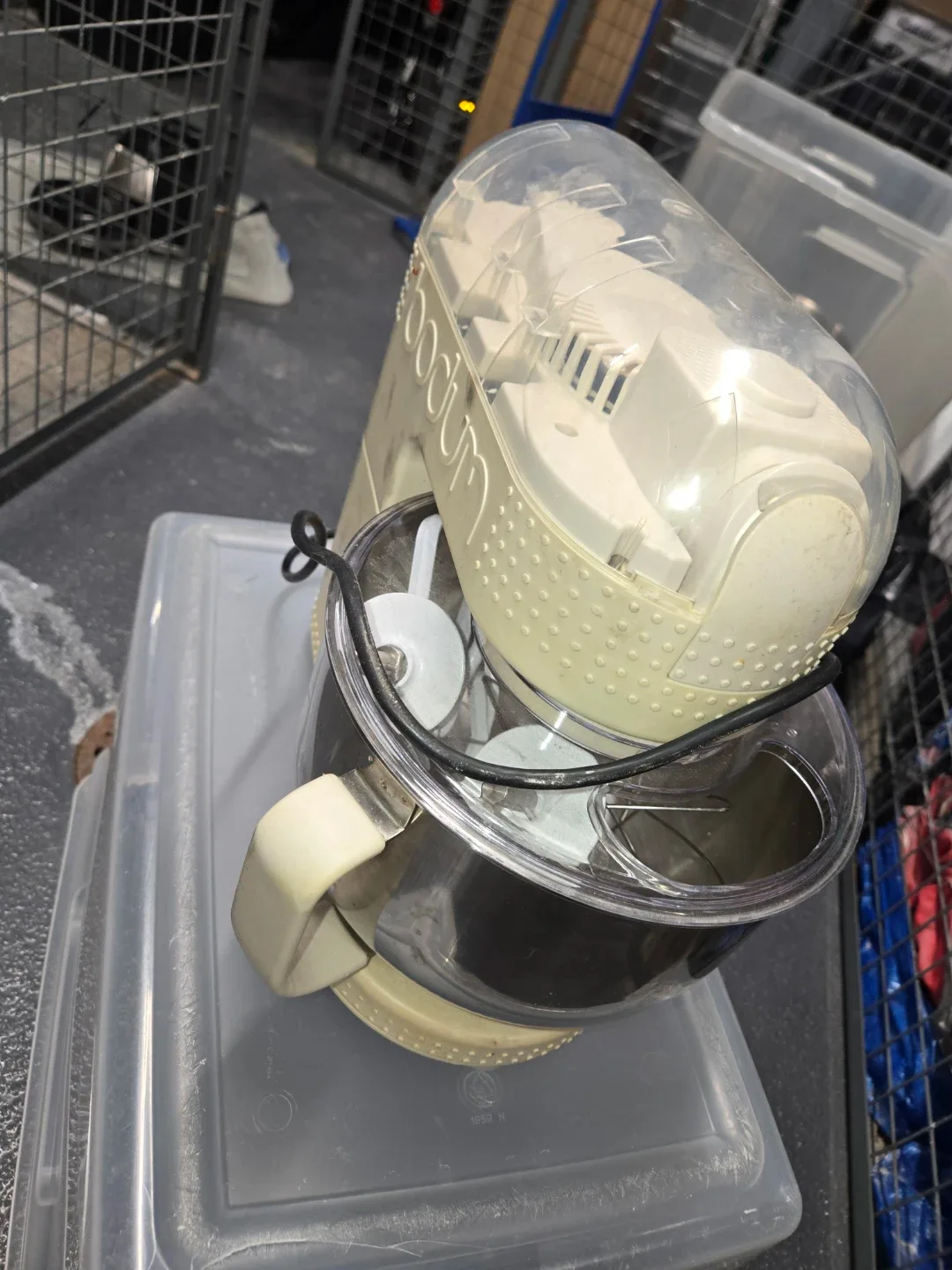 Two Bodum Stand Mixer image indicator(5)