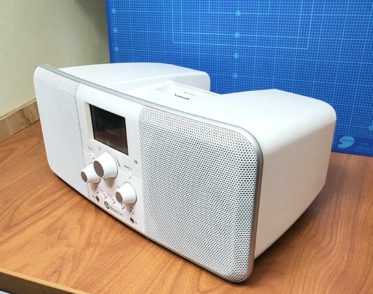 Boston Acoustics Duo-i Plus Tabletop Radio image indicator(9)