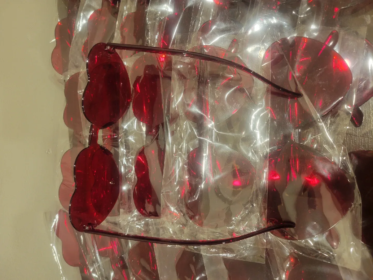 New 25 Pairs of Sunglasses image indicator(4)