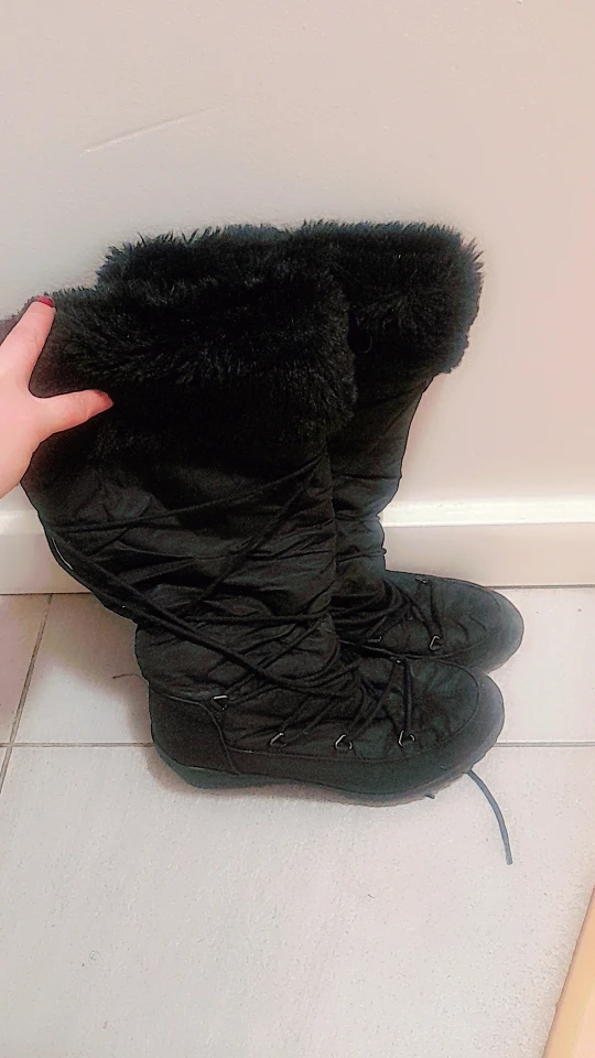 Black Winter Boots with Fur Trim - photo 4