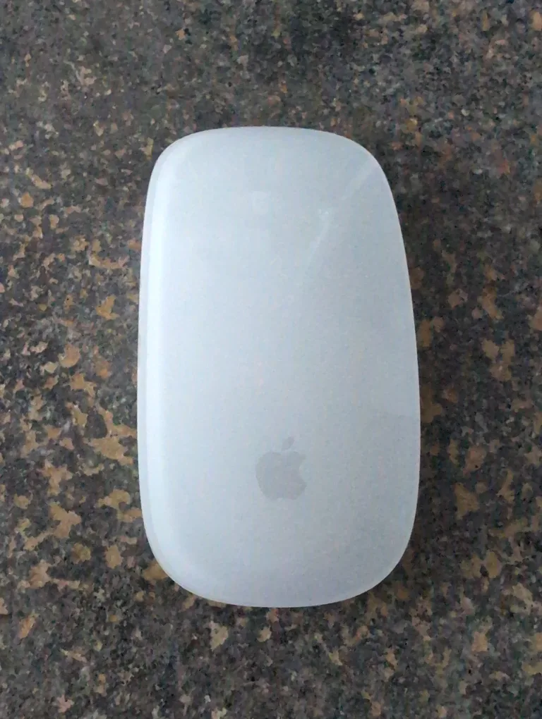 Apple Magic Mouse - White