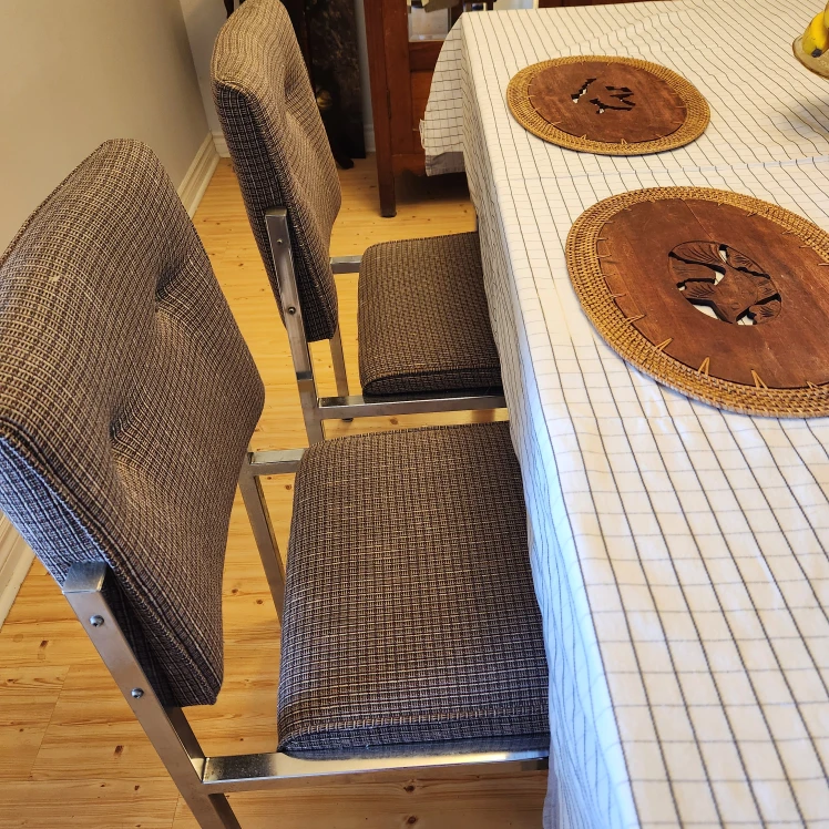 Dining Table with 4 Chairs - photo 2