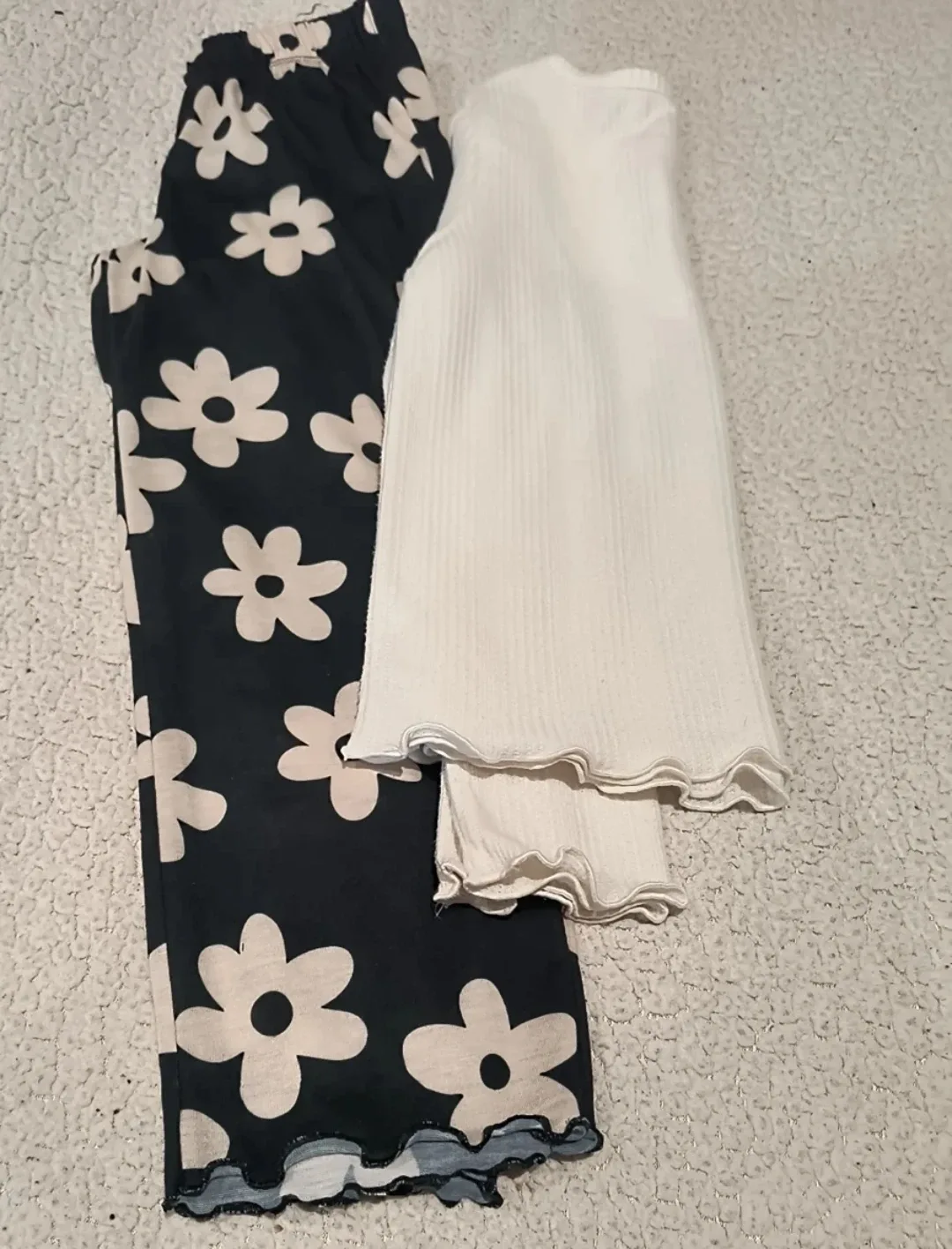 Cat & Jack Pajama Set - Size M (8) image indicator(6)