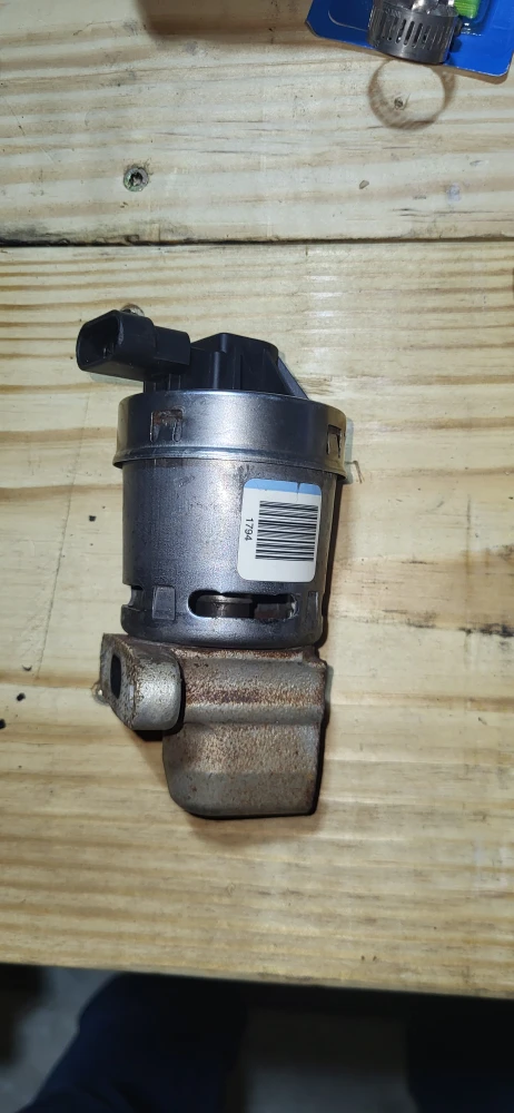 GM EGR Valve 12611794 - photo 2