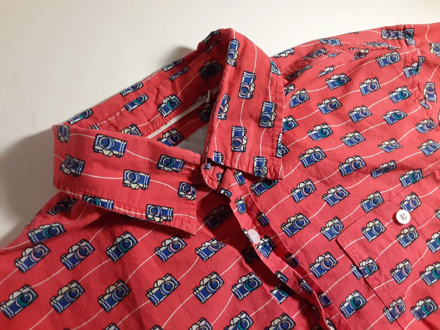 Dcode - Short Sleeve Camera Pattern Button-Up Shirt | S: LG