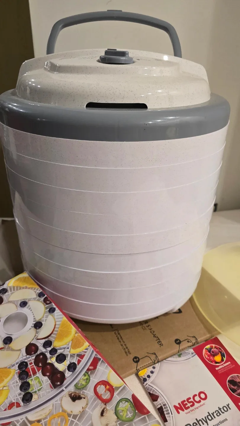 Nesco Food Dehydrator with Add-a-Tray image indicator(3)