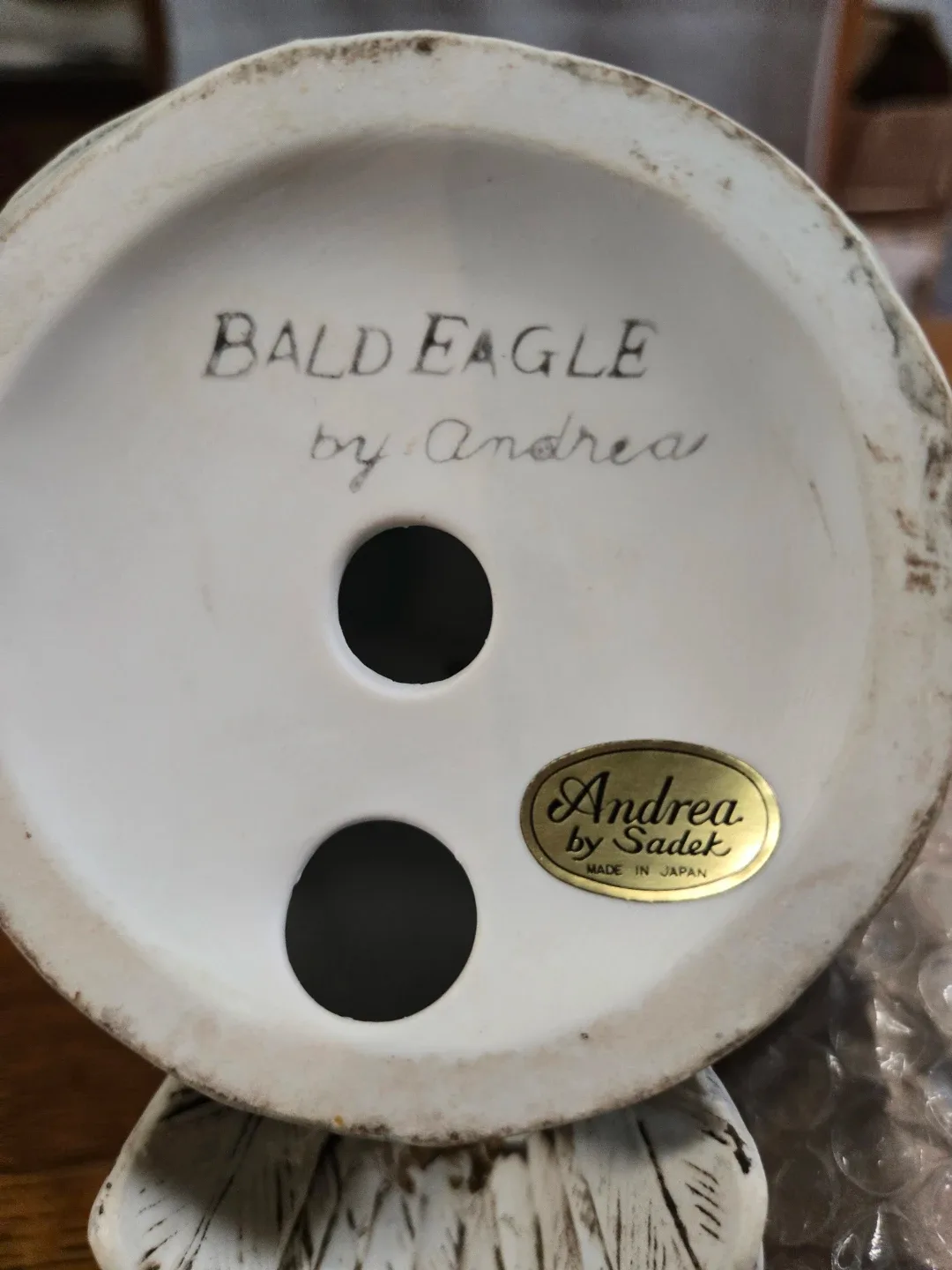 Andrea by Sadek Bald Eagle Figurine image indicator(3)