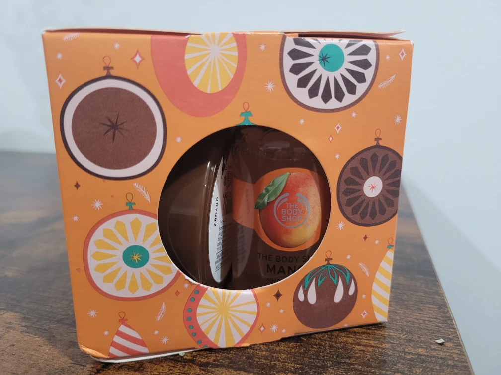 The Body Shop Tropical Treats Gift Set - photo 2