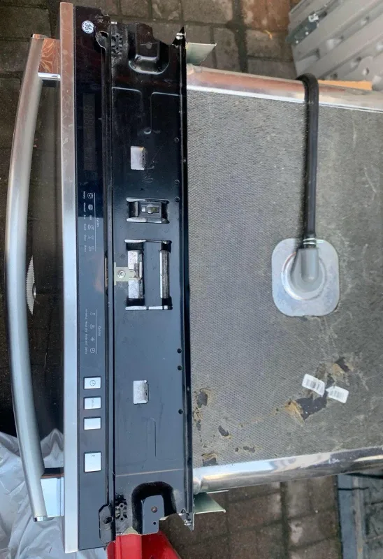 GE Stainless Steel Dishwasher image indicator(3)