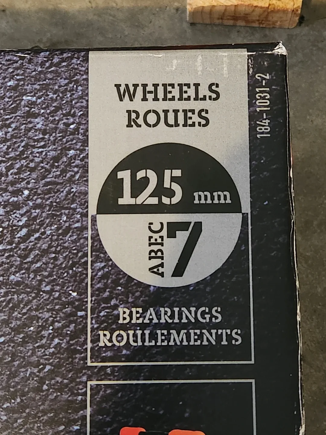 Redline Folding Scooter image indicator(4)