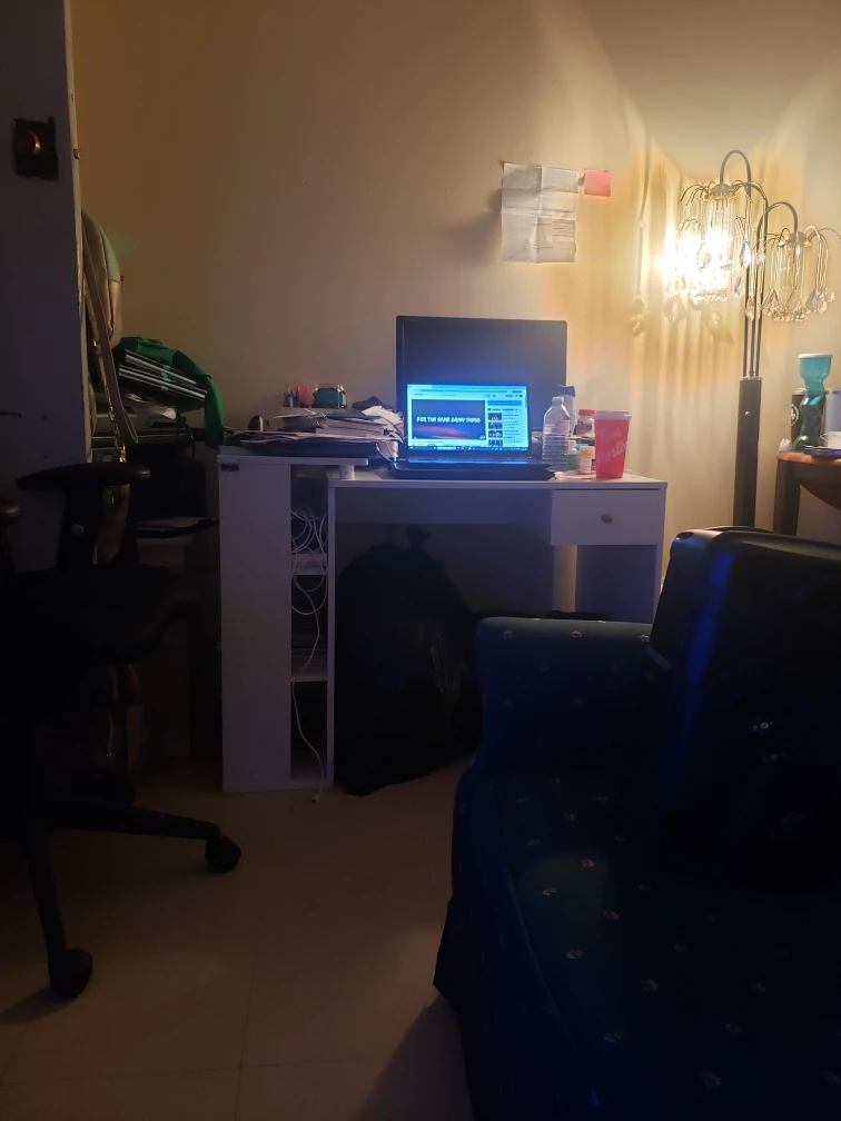Desk for sale - photo 2