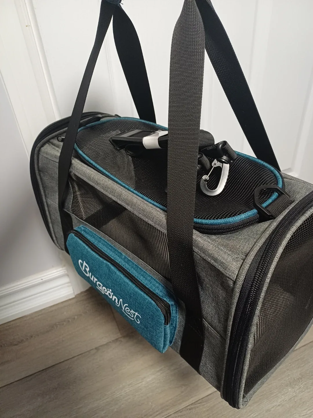 Burgeon Nest Pet Carrier - Grey & Blue image indicator(10)