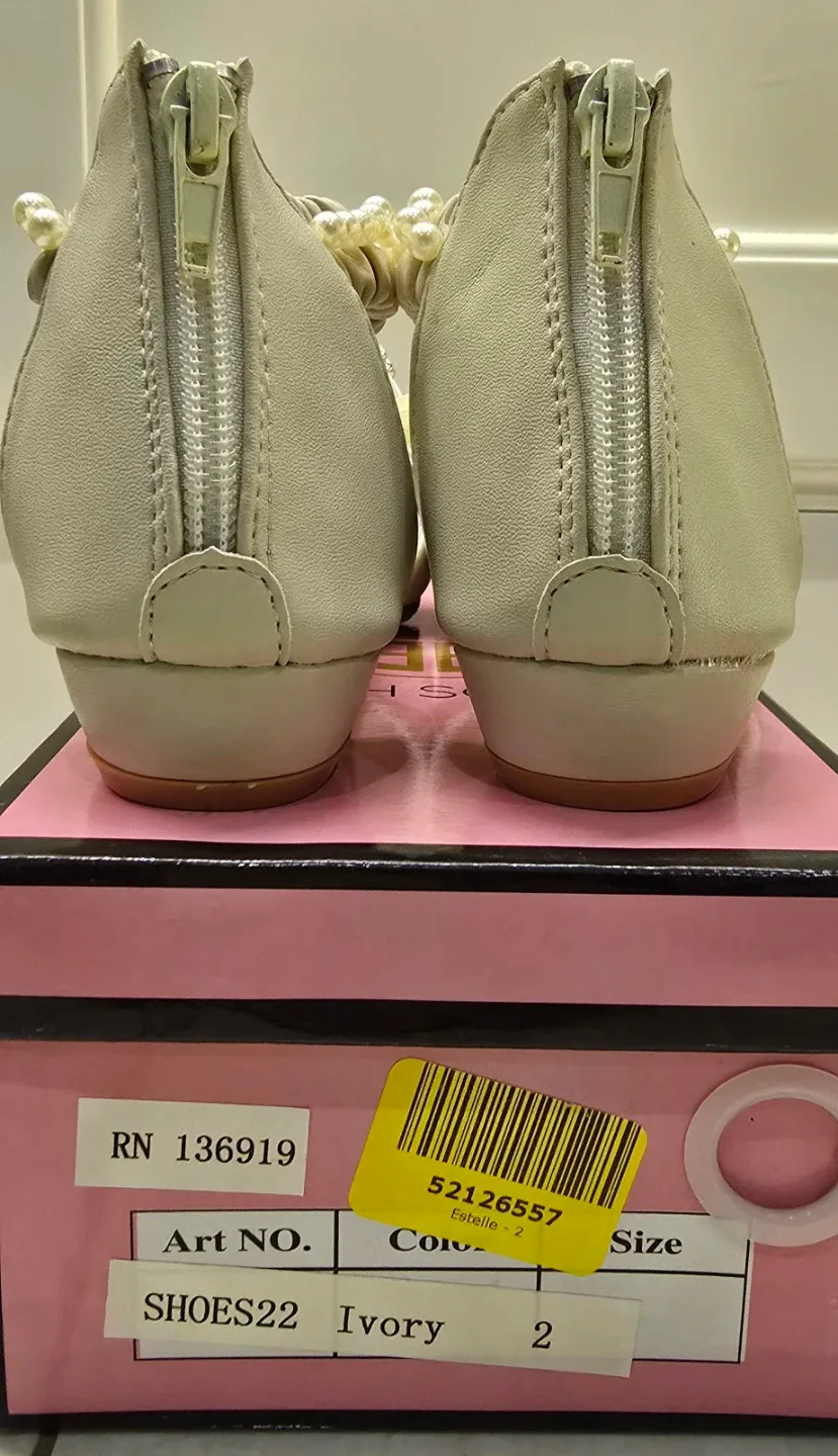 NEW! Girl's Trish Scully Fancy Ivory Pearl Shoes! Size 2 Youth image indicator(6)
