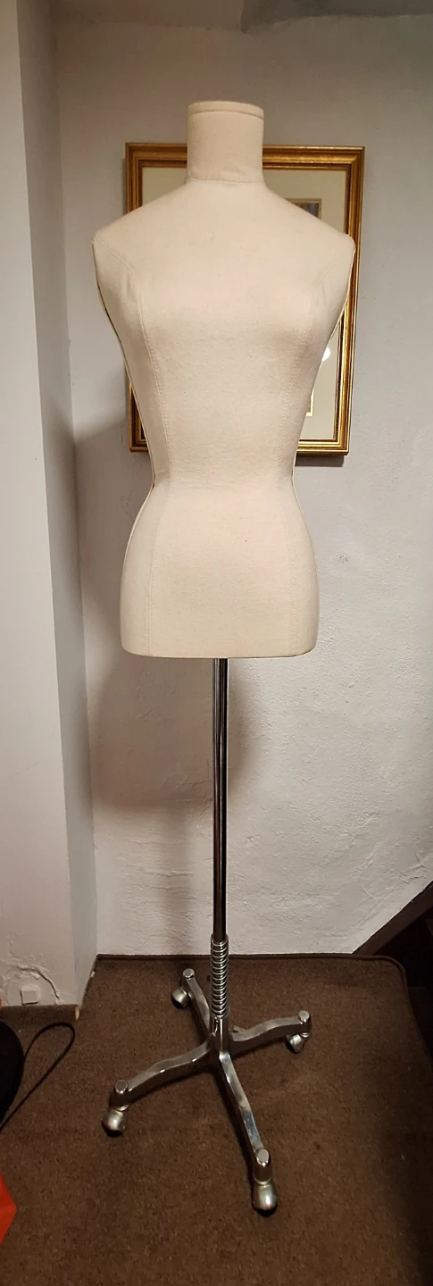 Adjustable Dress Form Mannequin