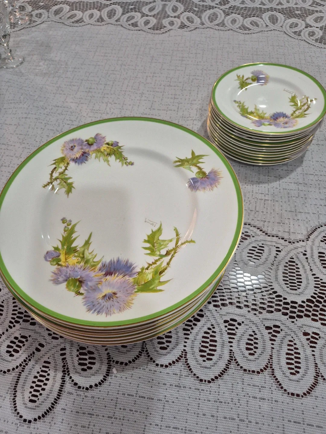 Royal Doulton 'Glamis Thistle' Bone China PlateSet image indicator(3)