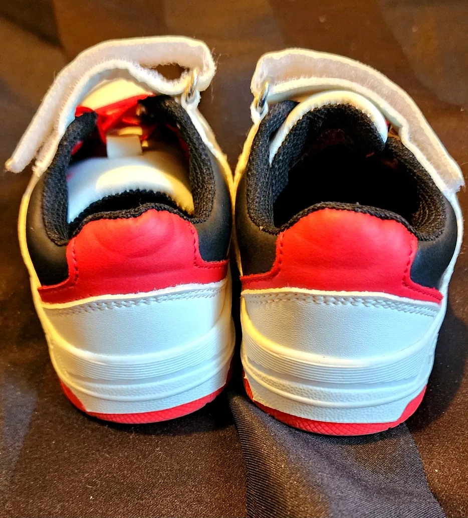 Nautica  Sneakers Size 5 Baby image indicator(3)
