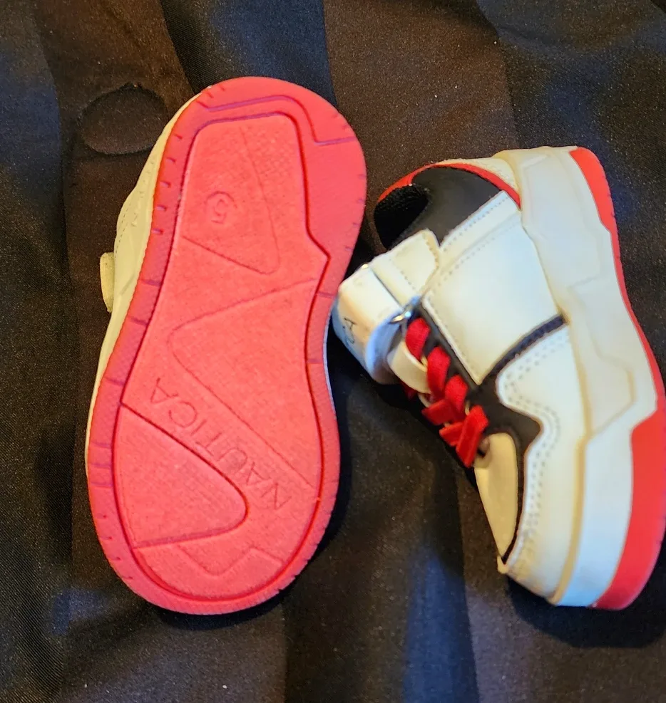 Nautica  Sneakers Size 5 Baby image indicator(4)