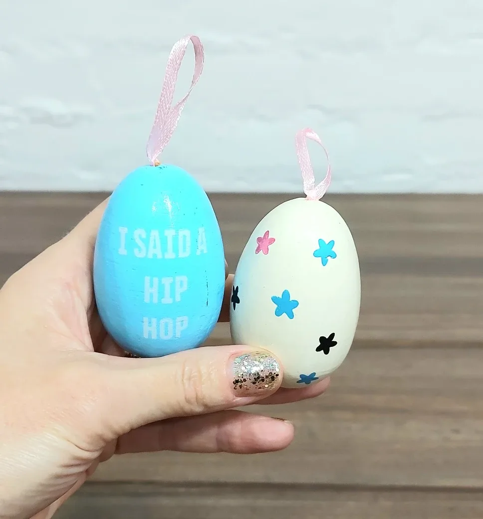 trade or $3! 🛍 Avon wooden egg ornaments image indicator(2)