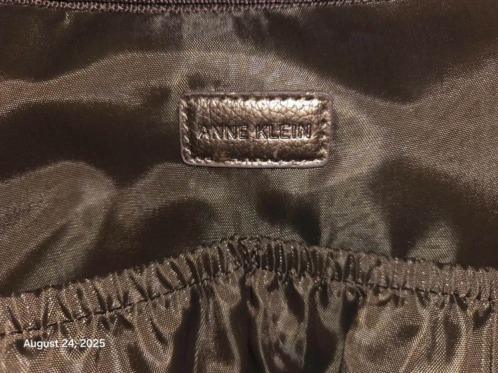 Anne Klein Rolling Suitcase image indicator(4)