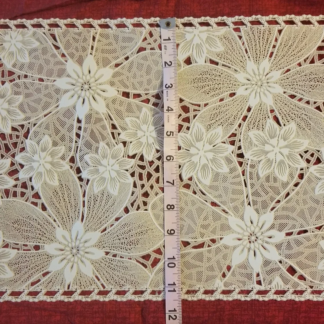 Pair of Delicate Floral Placemat image indicator(3)