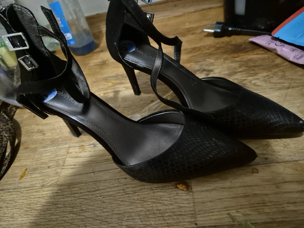 Calvin Klein Black Heels - Size 6.5 - photo 2