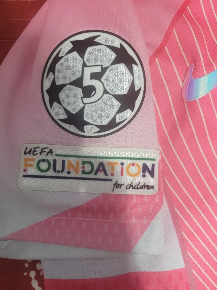 Nike FC Barcelona 2022/23 Women's Jersey - Pink, Size S image indicator(4)