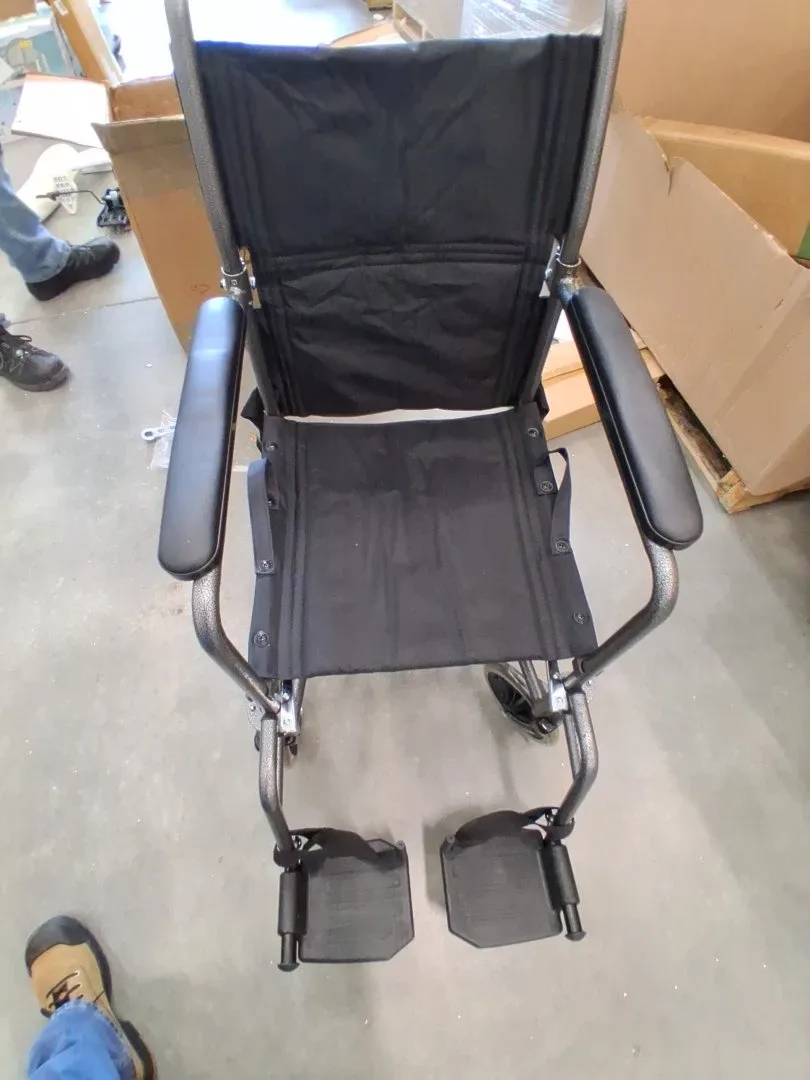 MOBILITY LIGHTWEIGHT FOLDABLE WHEELCHAIR WITH NARROW 15" SEAT image indicator(4)