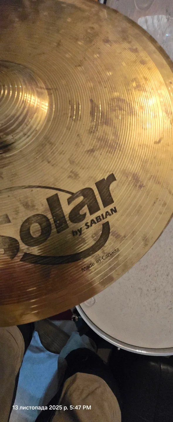 Drum Set with Remo and Evans Heads image indicator(6)