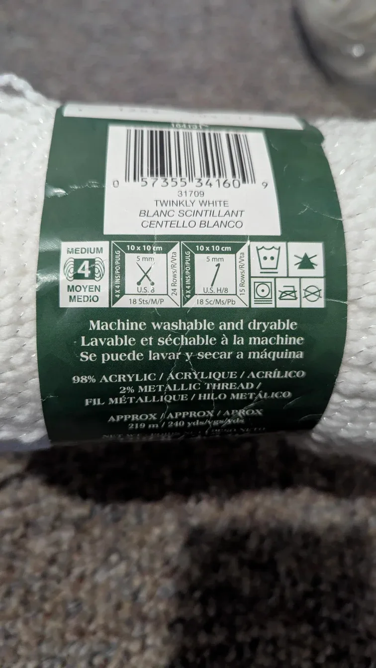 Bernat Happy Holidays Twinkly White Yarn image indicator(2)