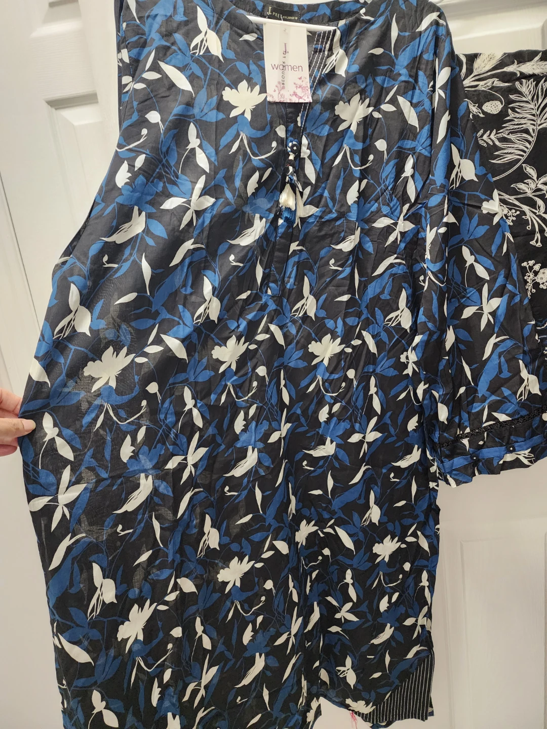 New J.PRET Black Floral Tunic Top and dupatta - XXL - photo 2
