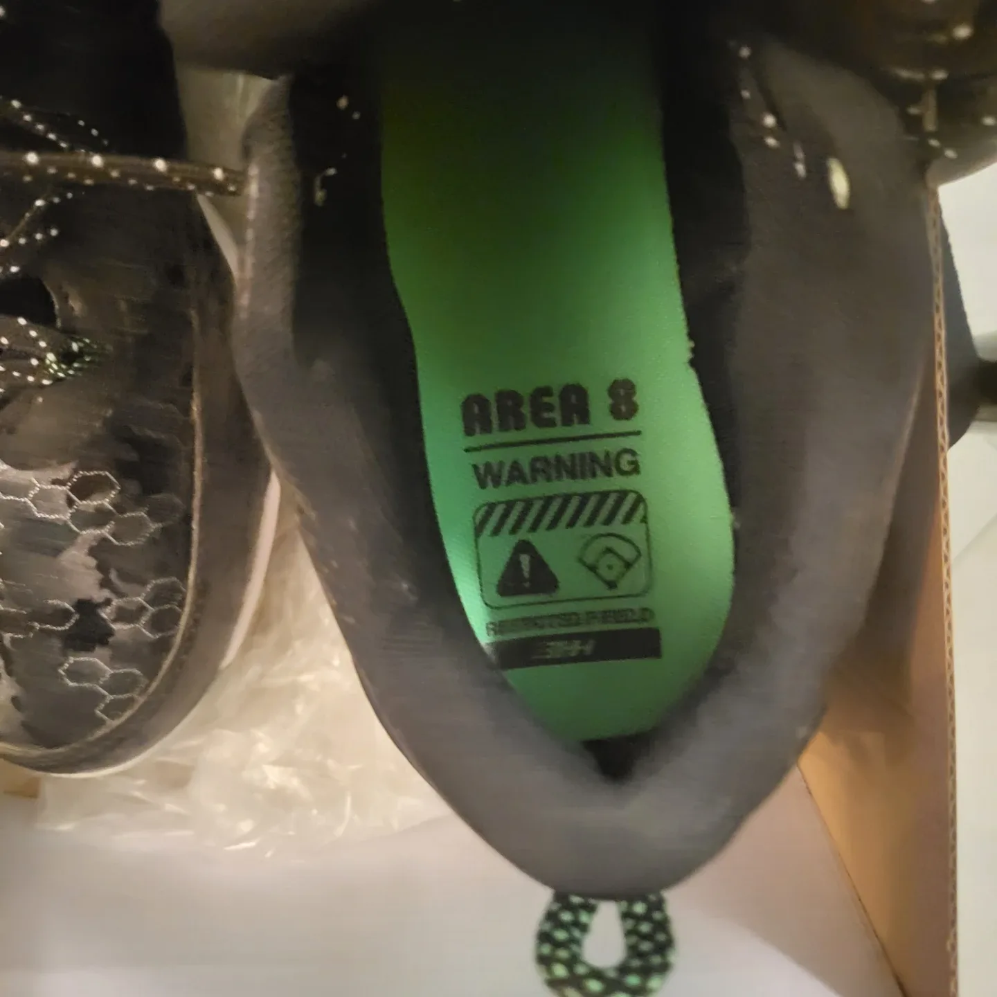 Under Armour BH Harper 8 RM Baseball Cleats image indicator(5)