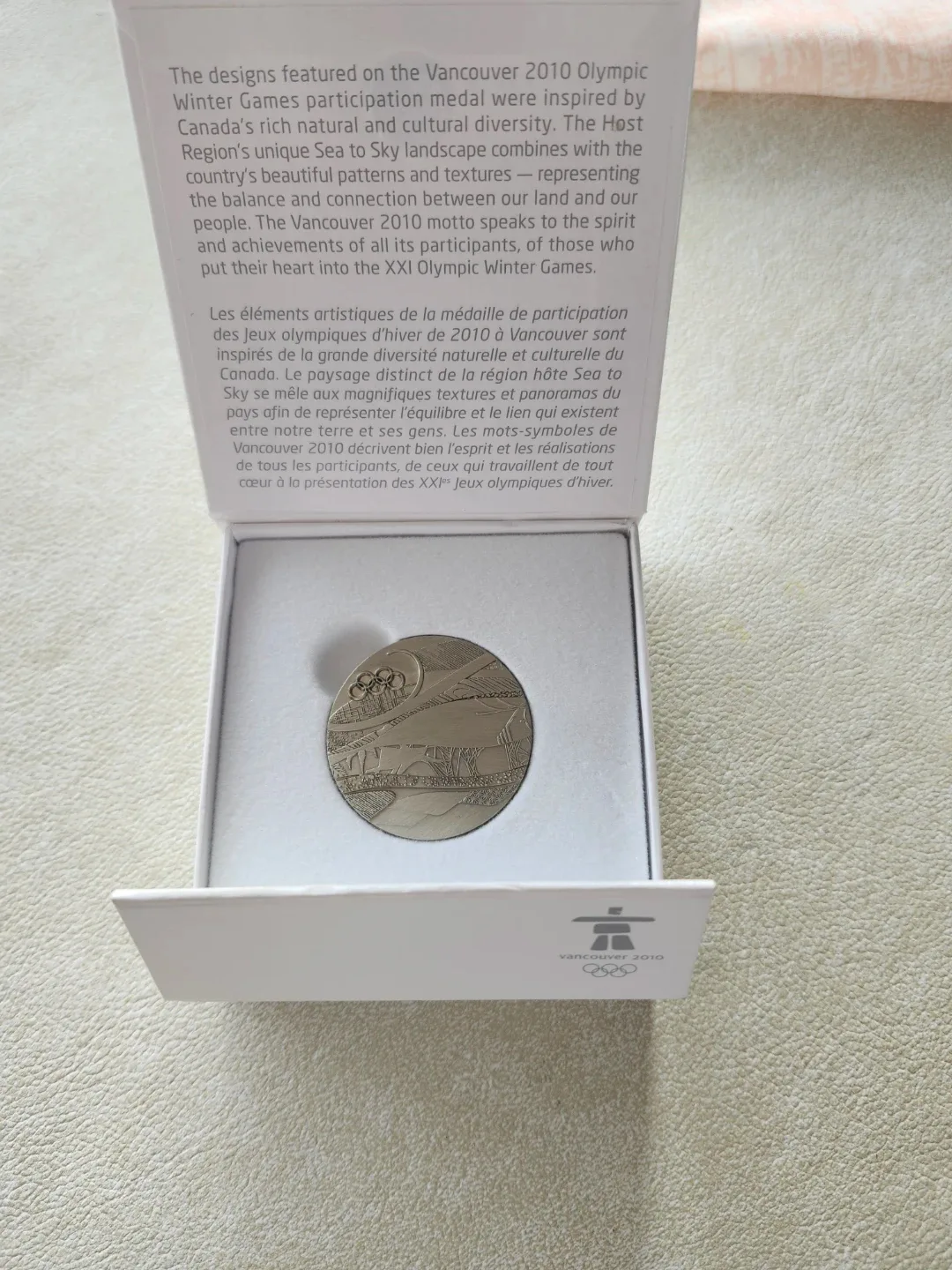Vancouver 2010 Olympic Winter Games Participation Medal image indicator(2)