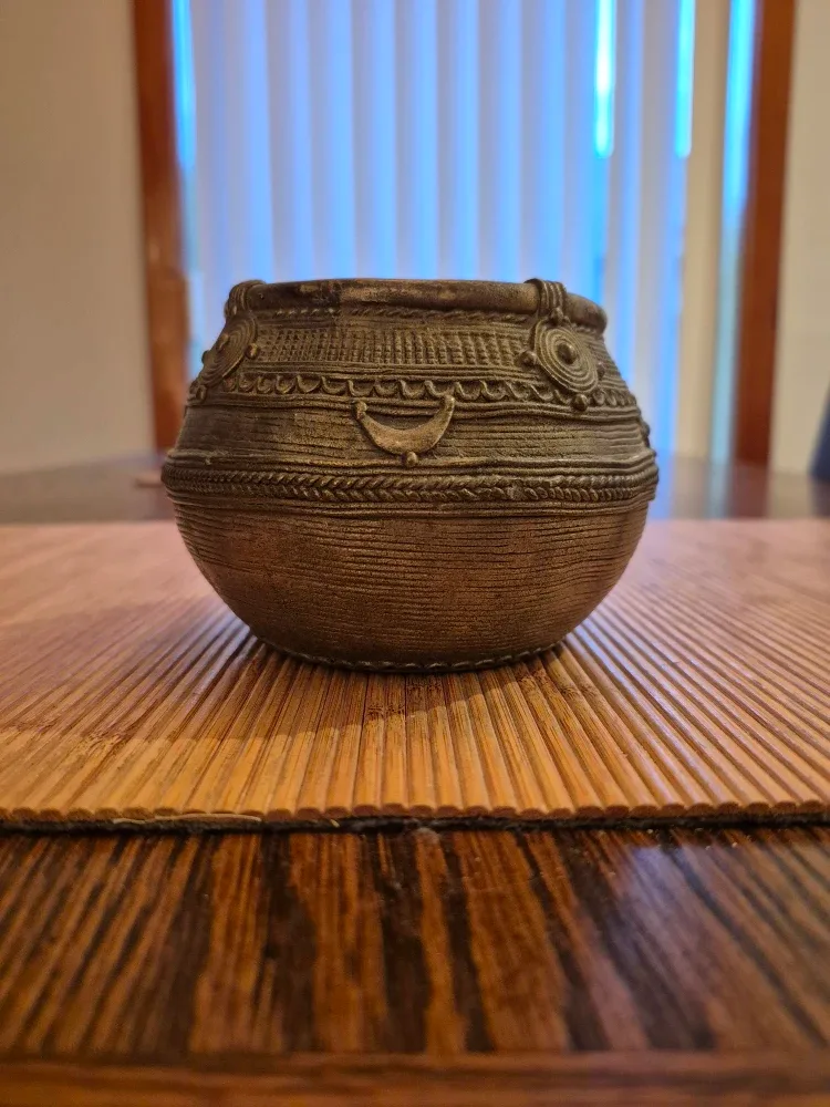 Vintage/Antique Handmade Brass Pot with Elephant & Moon image indicator(2)