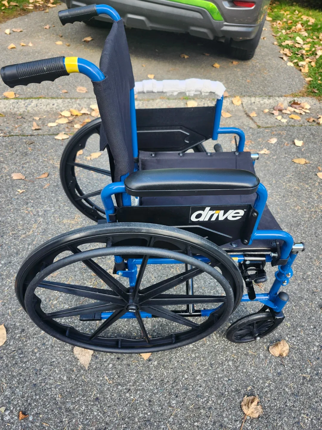 Drive Wheelchair - Blue Frame image indicator(3)