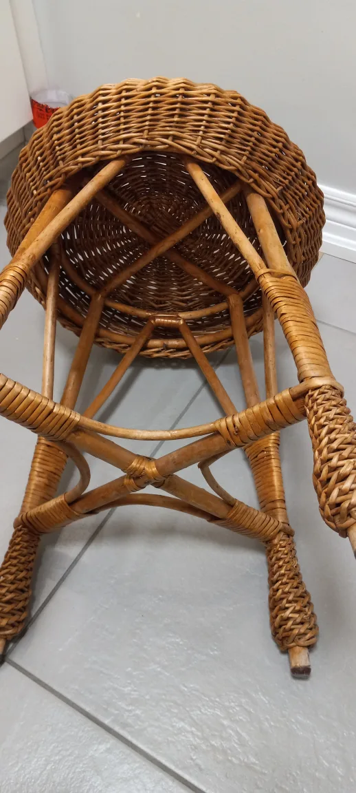 Wicker Side Table image indicator(2)