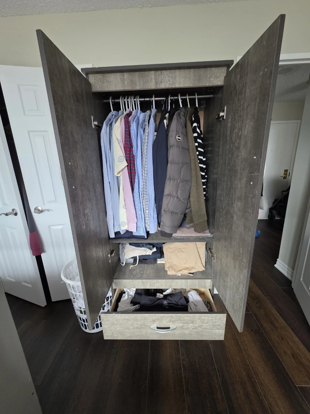 Wood Grain Wardrobe with Drawers - photo 2