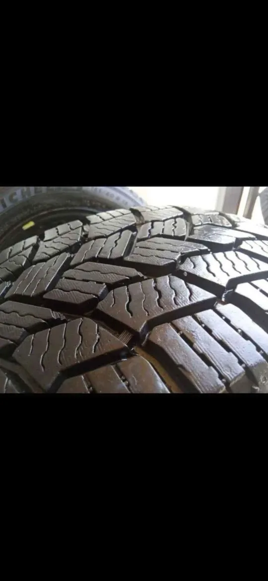 Michelin 195/65R15 Tire image indicator(7)