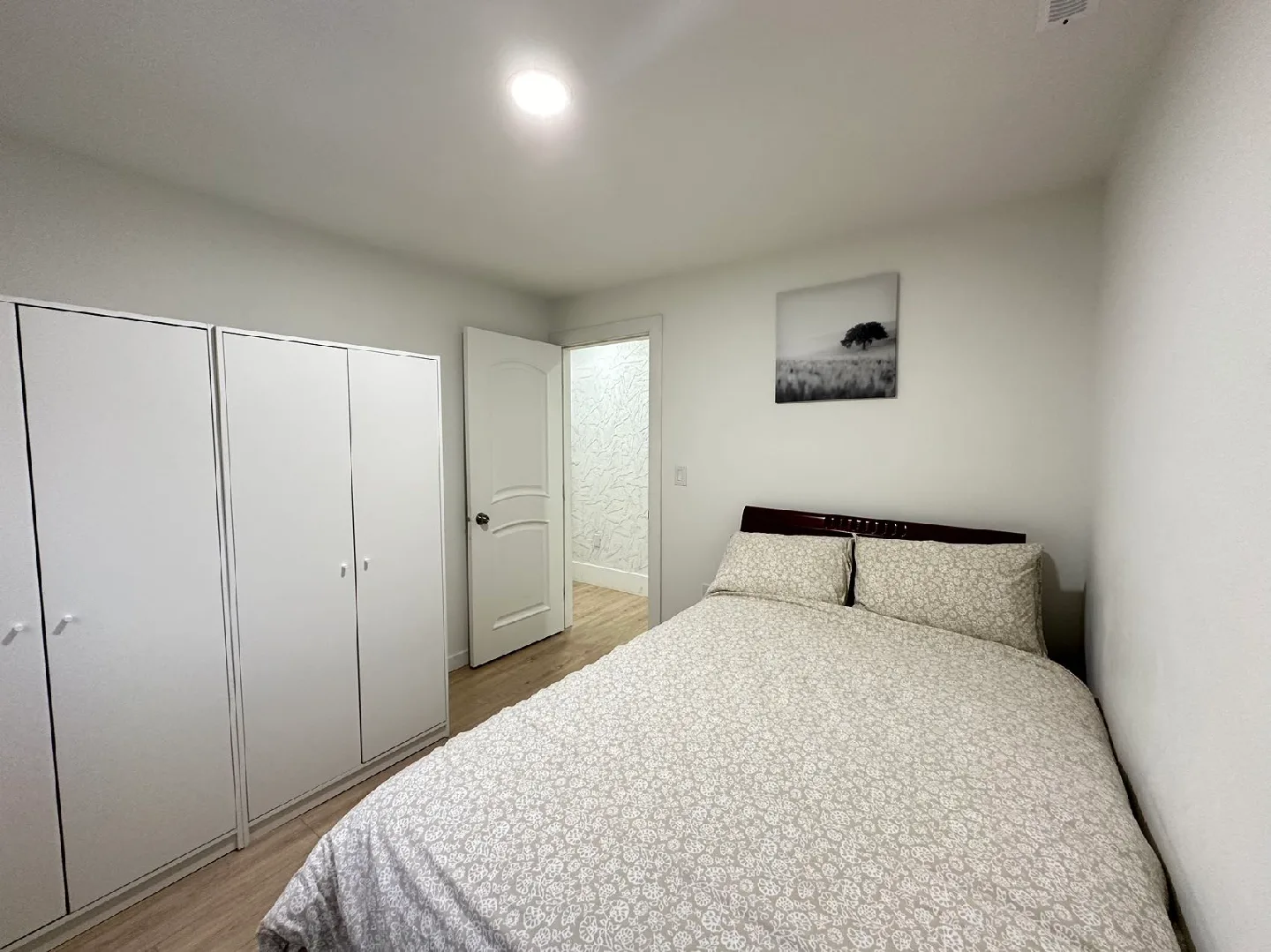 2 bedroom  1 bath - house image indicator(2)