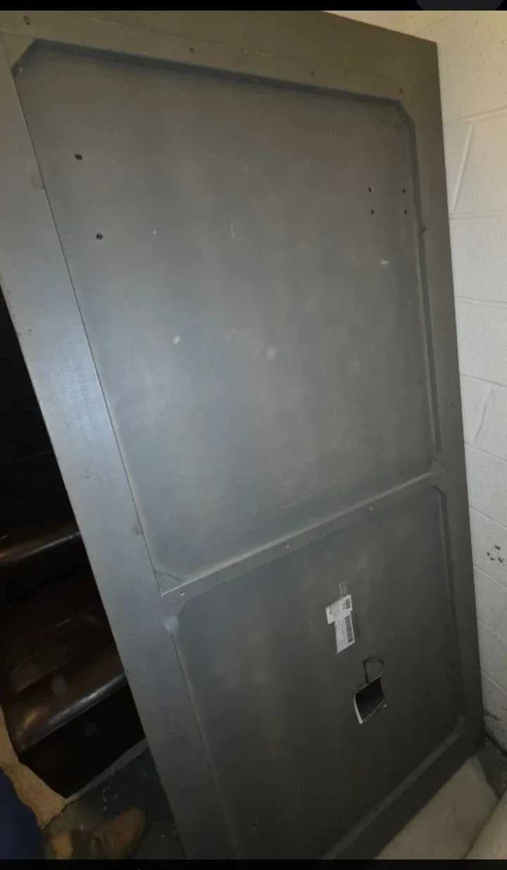 Bernhardt Furniture , Table only . No chairs image indicator(2)