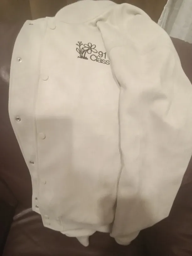 Worn One night 0ut Pull&Bear Bomber Jacket - Size L image indicator(6)