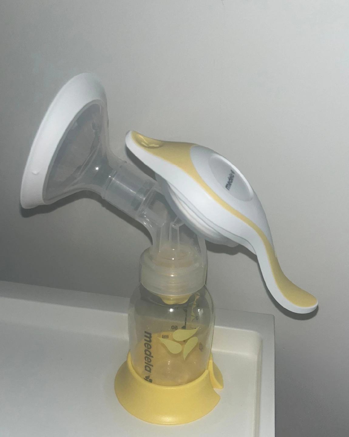 Medela Harmony Manual Breast Pump