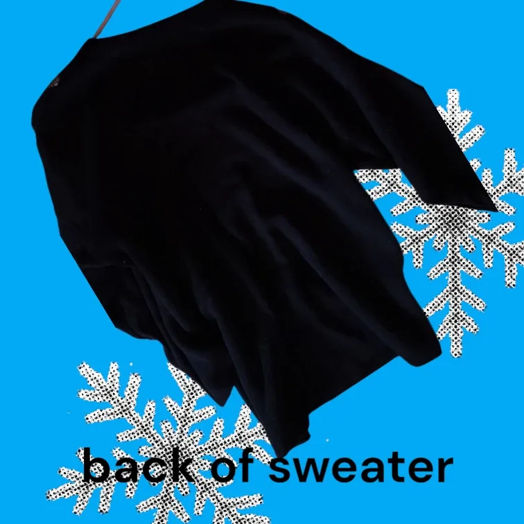 Semi Formal Party Sweater in Black With Printed Gold image indicator(4)