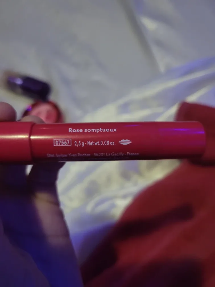 Yves Rocher Radiant Lip Crayon - Rose Somptueux image indicator(2)