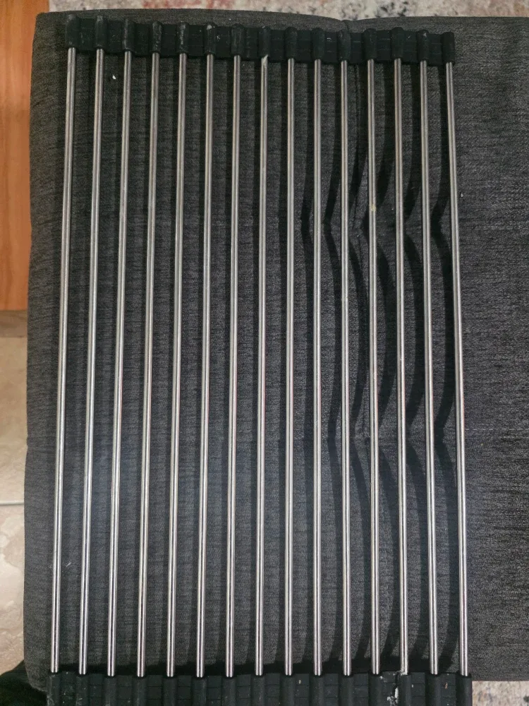 Roll-Up Dish Drying Rack